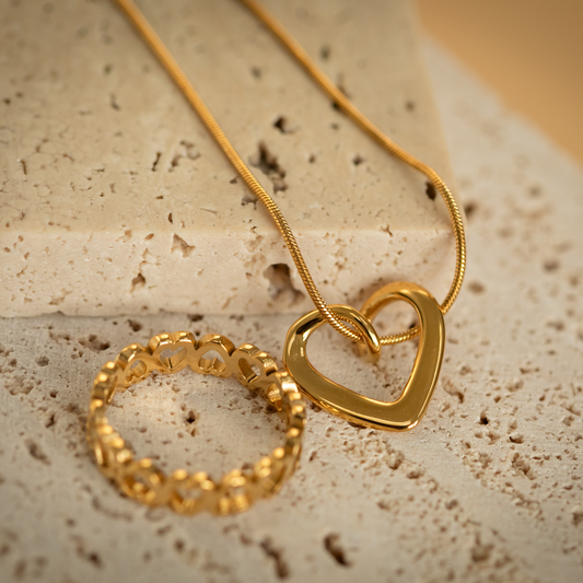 Unity Heart Necklace In Gold