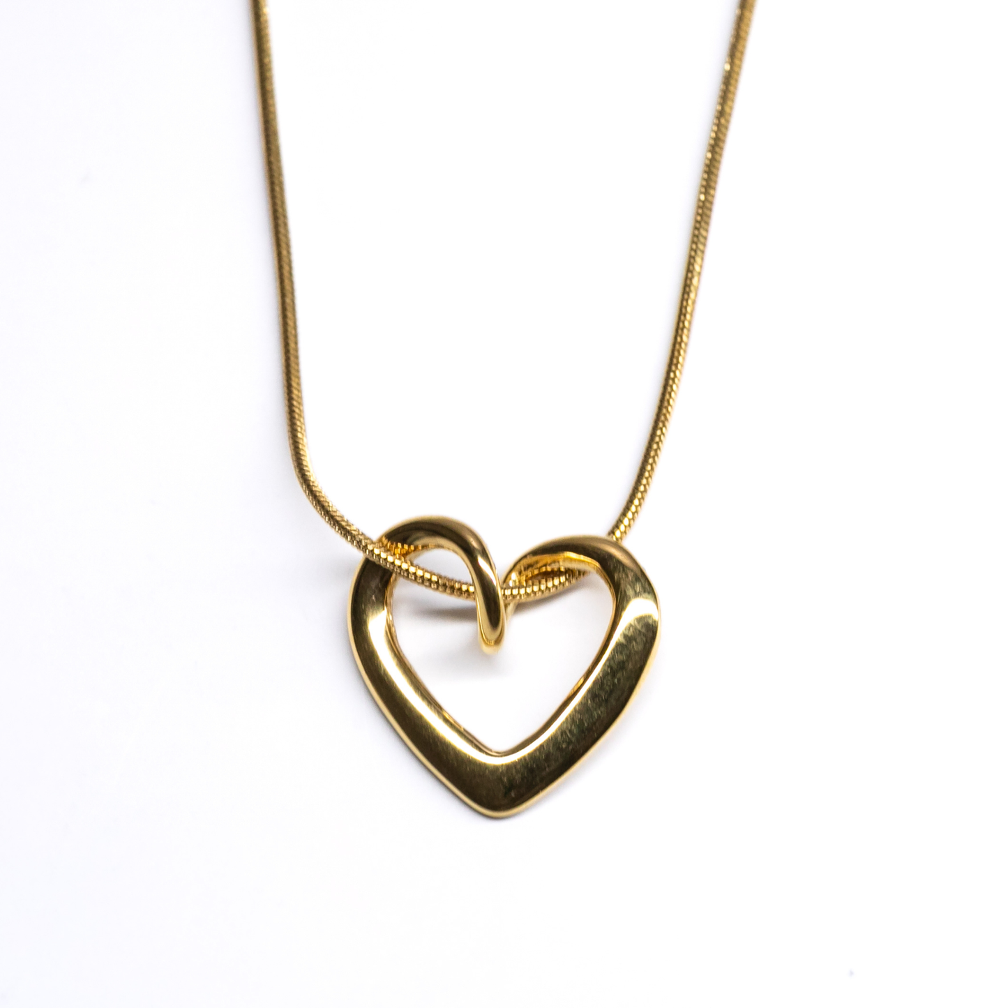 Unity Heart Necklace In Gold